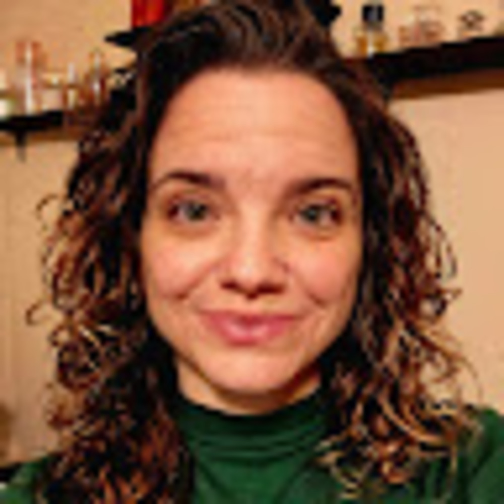 Meet your Posher, Desiree